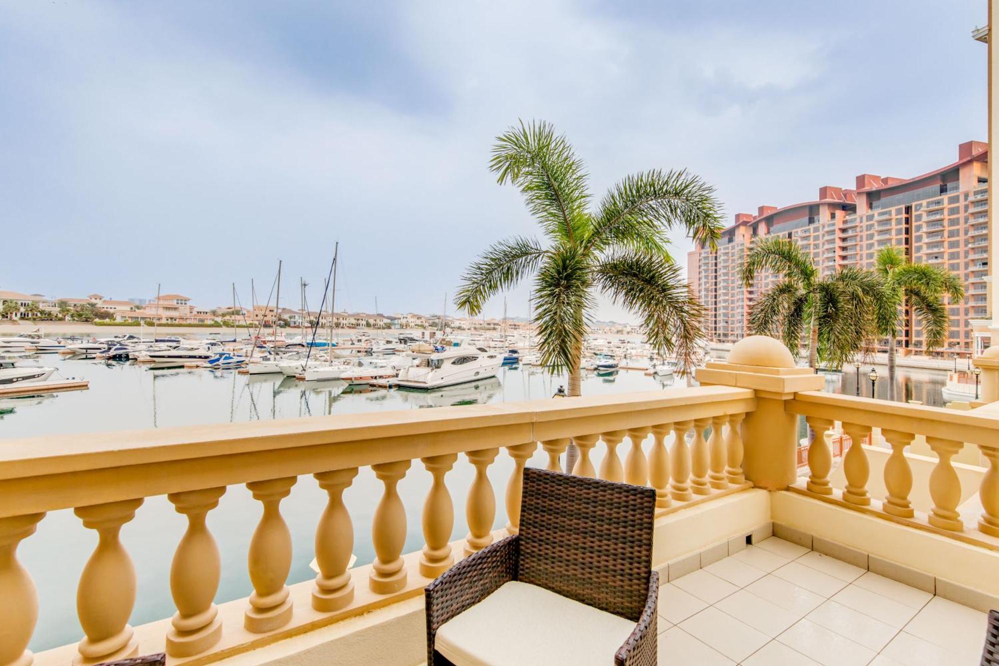 Globalstay. Luxury 3 Bedroom + Maid Townhouse With Sea View Appartement